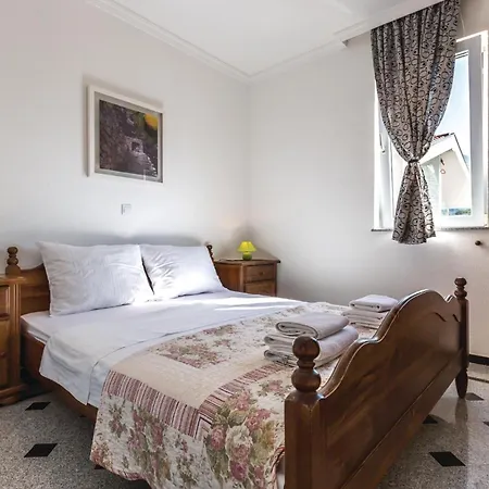 Apartman One-bedroom With Sea View 04 Makarska