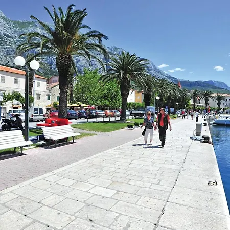 Apartment Amazing Apartment In Makarska With House Sea View