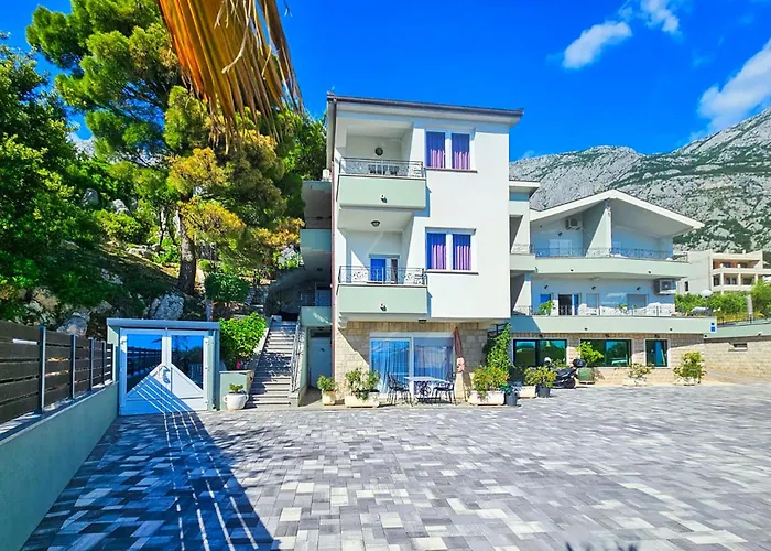 One-bedroom With Sea View 04