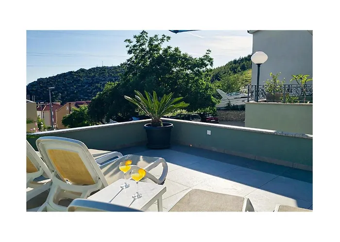 One-bedroom With Sea View 04